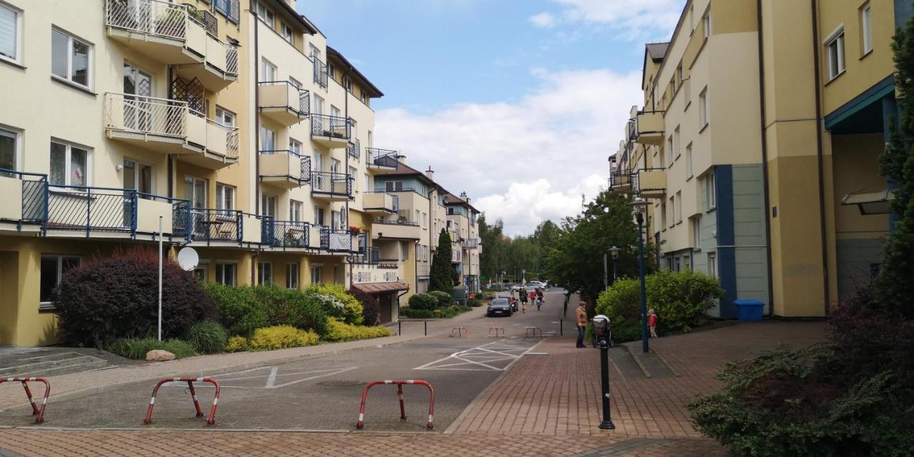 Classic Apartament Metro Kabaty Varşova Dış mekan fotoğraf