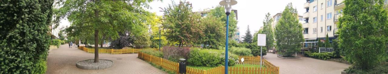 Classic Apartament Metro Kabaty Varşova Dış mekan fotoğraf